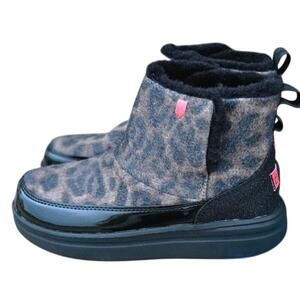 NWT Hey Dudes Mel Leo Black Lepoard Print Boots Youth 4 Ladies 5 Fur Liner snow